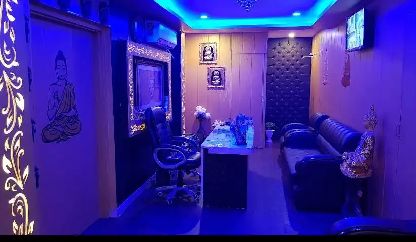 decoration with greenary